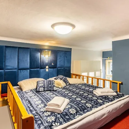 Apartament Place Of Grace - 3 Minutes From The Museum And Old Town Praga