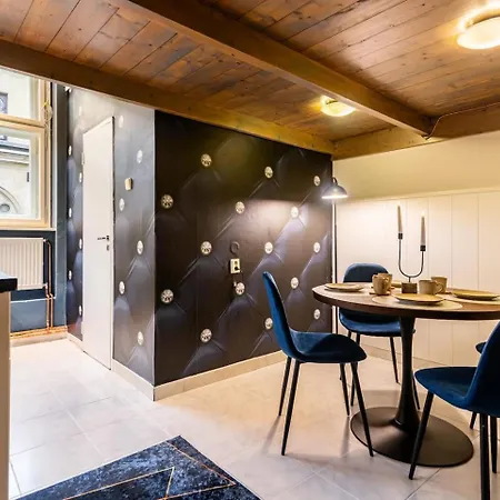 Place Of Grace - 3 Minutes From The Museum And Old Town Daire Prag